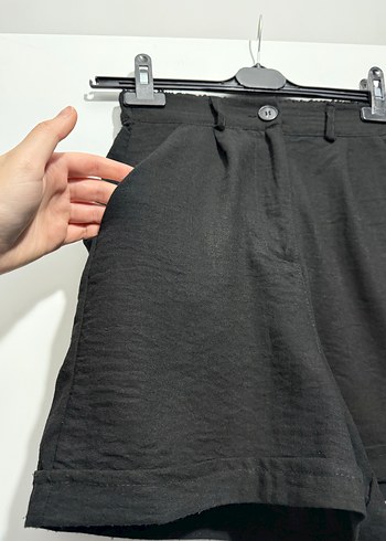 Kadın Siyah Yüksek Bel Şort - Görsel 2