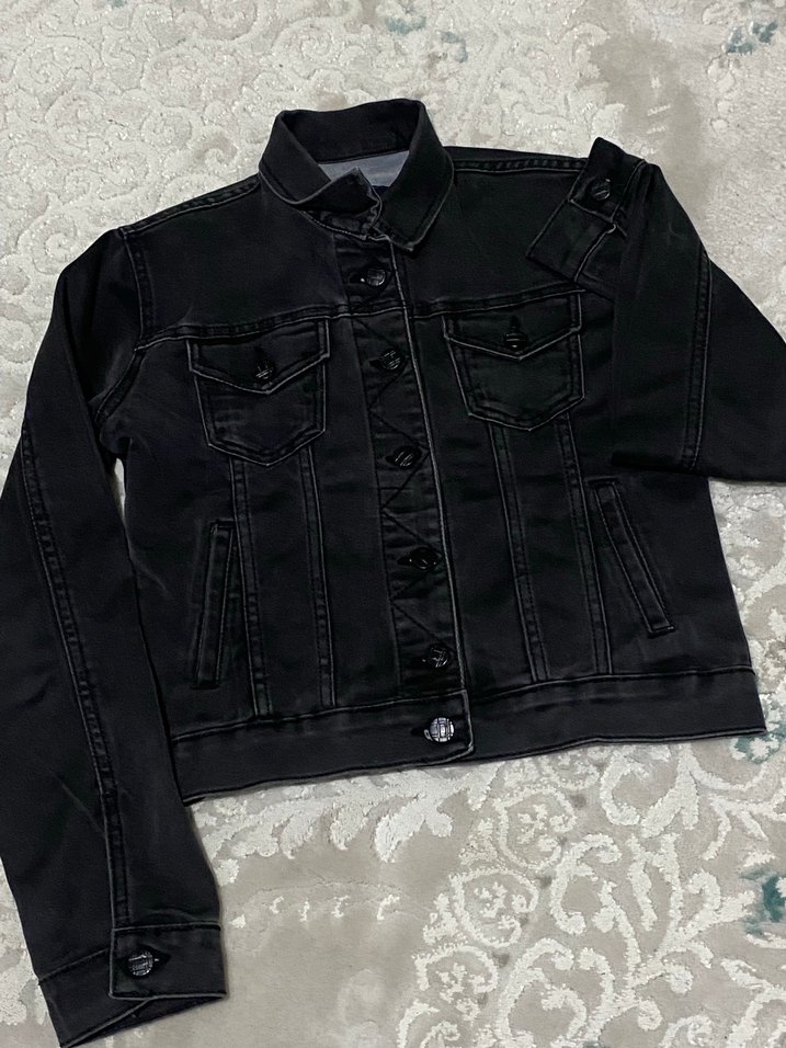 Siyah Düğmeli Kadın kot ceket - Görsel 2