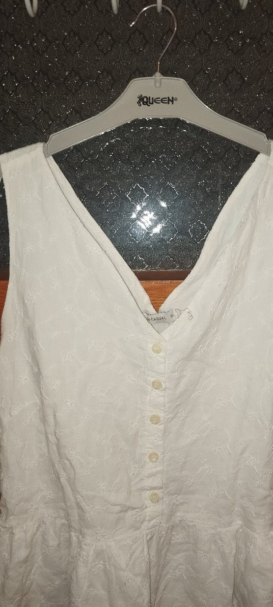 Düğmeli Beyaz Keten Midi Elbise - Görsel 2