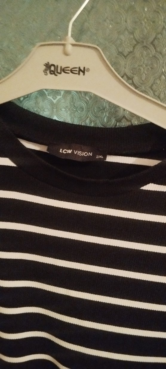 Kısa Kollu Siyah Çizgili Midi Elbise - Görsel 2