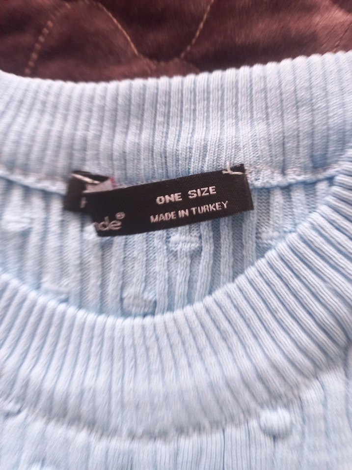 Beyaz Triko Kolsuz Midi Kazak - Görsel 2