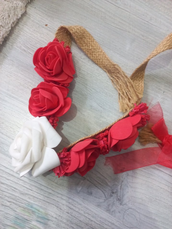 Bohem Kırmızı Beyaz Çiçekli Saç Aksesuarı - Görsel 2