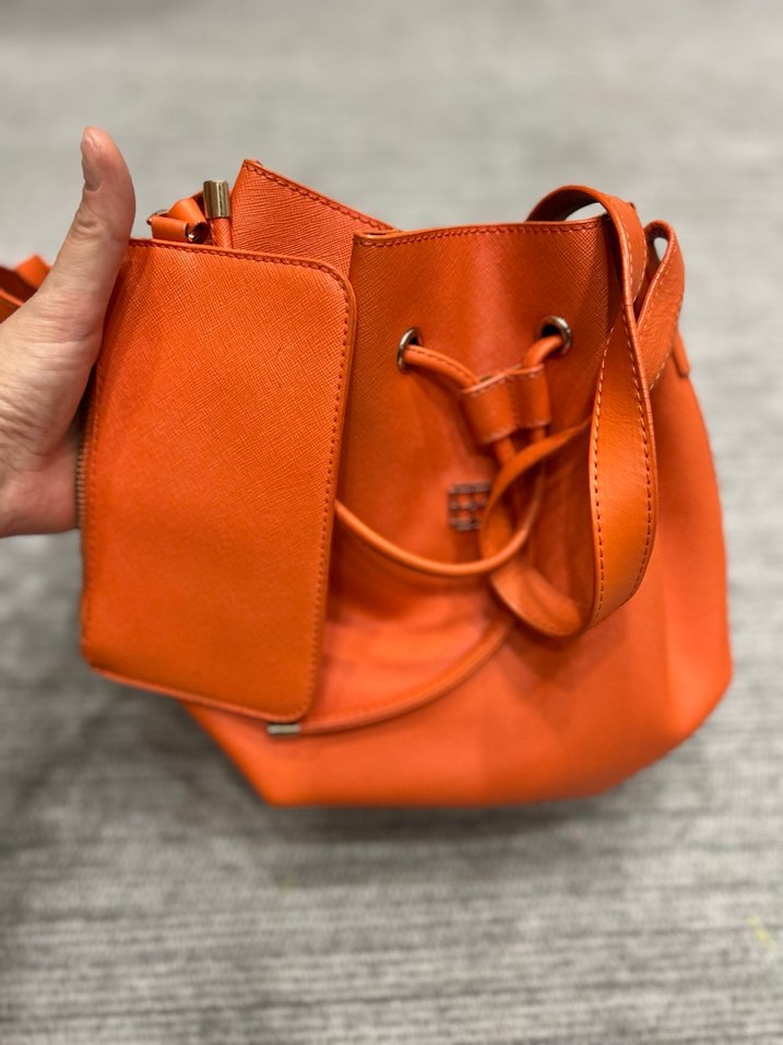 Turuncu Deri Kadın Omuz Çantası - Görsel 2