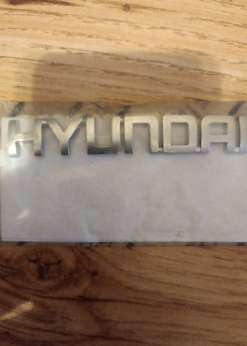 HYUNDAİ GETZ BAGAJ YAZISI 863102C020


ORJİNAL VE SIFIR - Görsel 3