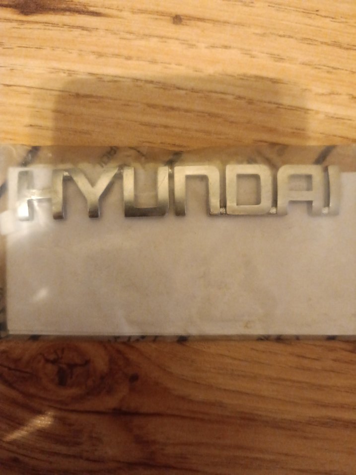 HYUNDAİ GETZ BAGAJ YAZISI 863102C020


ORJİNAL VE SIFIR - Görsel 5