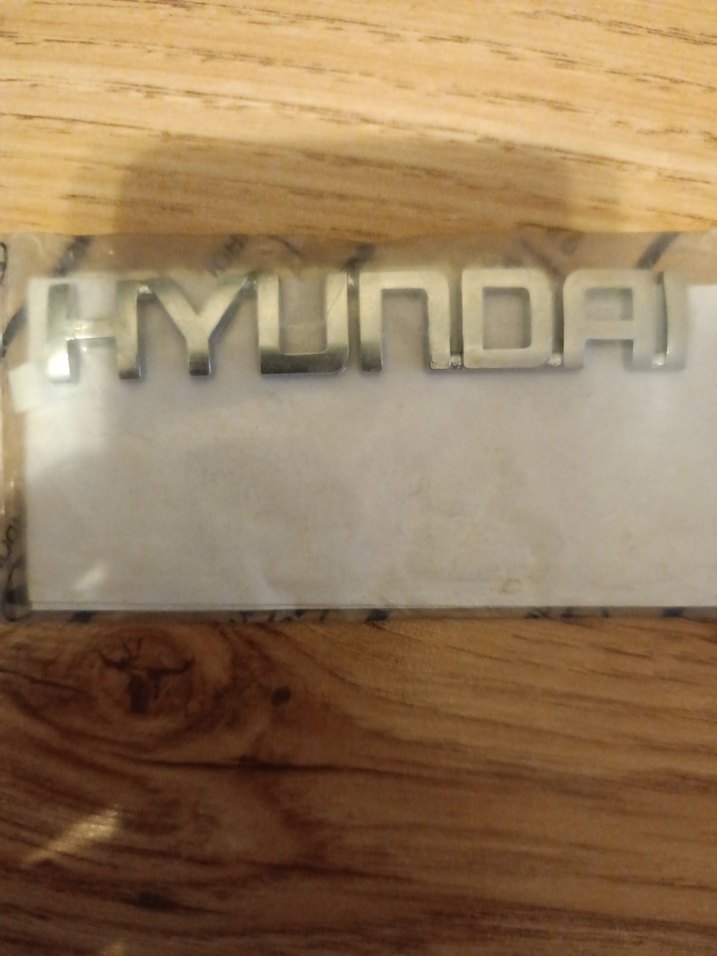 HYUNDAİ GETZ BAGAJ YAZISI 863102C020


ORJİNAL VE SIFIR - Görsel 2