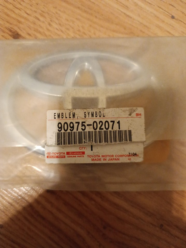 TOYOTA COROLLA 2007 - 2021 ARASI BAGAJ AMBLEM

ORJİNAL VE SIFIR - Görsel 4