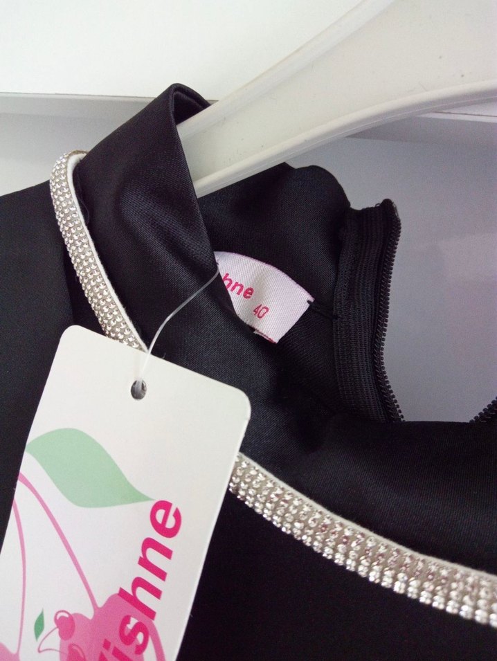 Siyah Uzun Kollu Drapeli Uzun Elbise - Görsel 3