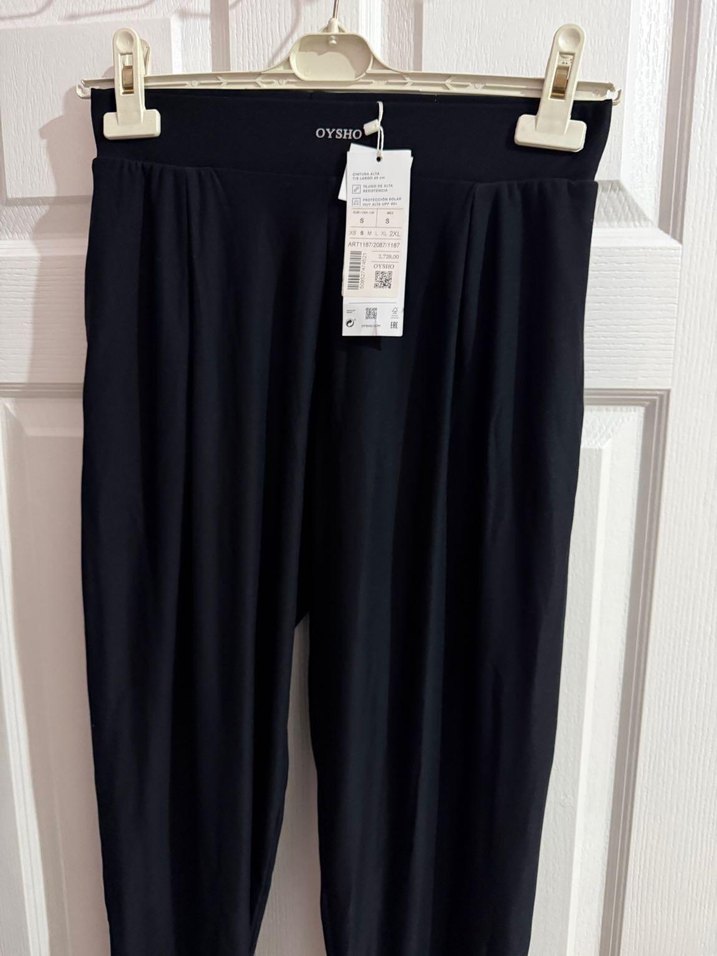 Siyah Pilili Rahat Kesim Kadın Pantolon - Görsel 3