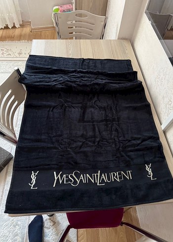 Yves Saint Laurent