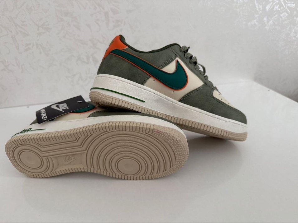 Nike Air Force 1 Gri Kadın Spor Ayakkabı - Görsel 2