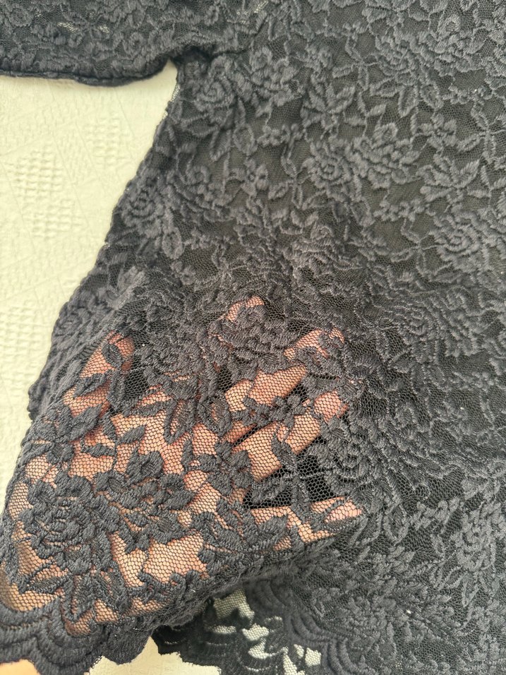 Dantel İşlemeli Siyah Kadın Bluz - Görsel 2