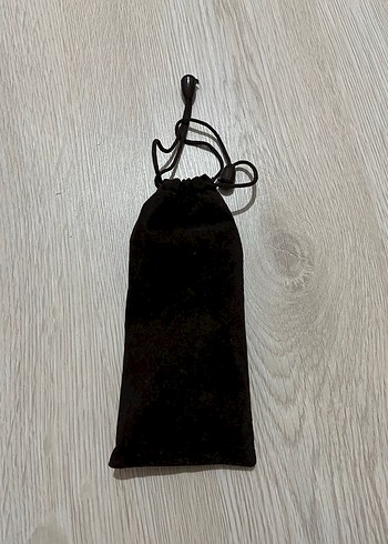 Gri Gözlük - Görsel 3