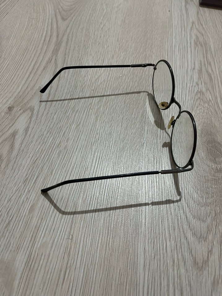 Koyu Gri Yuvarlak Kadın Gözlüğü - Görsel 2