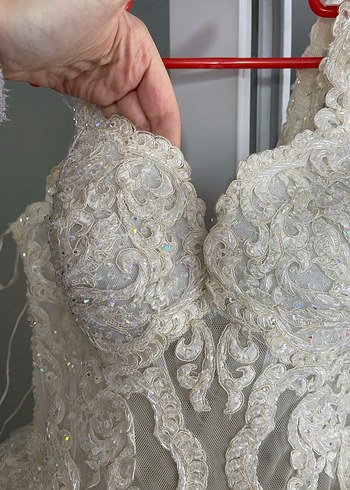 Beyaz Straplez Vintage Prenses Gelinlik - Görsel 3