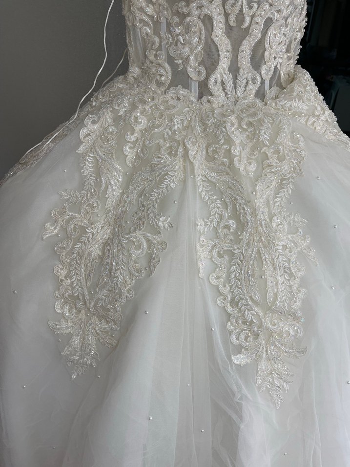 Beyaz Straplez Vintage Prenses Gelinlik - Görsel 5