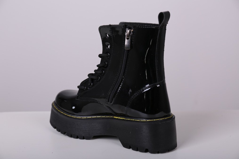 Siyah Parlak  Topuklu Punk Bot - Görsel 3