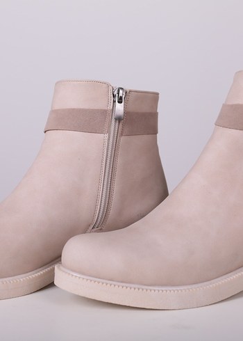 Bej Süet İşlemeli Tokalı Kadın Bot - Görsel 4