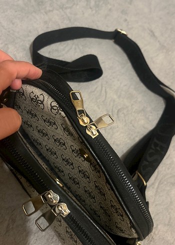 Guess Kadın Kahverengi Desenli Çapraz Çanta - Görsel 2