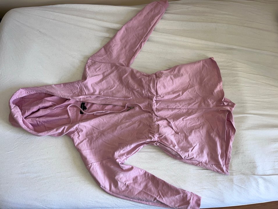 Pembe Kapüşonlu Kadın Kısa Tulum - Görsel 2