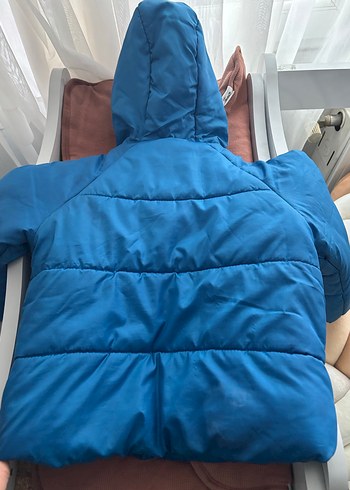 Düğmeli Kapüşonlu Erkek Çocuk Mavi Mont - Görsel 2