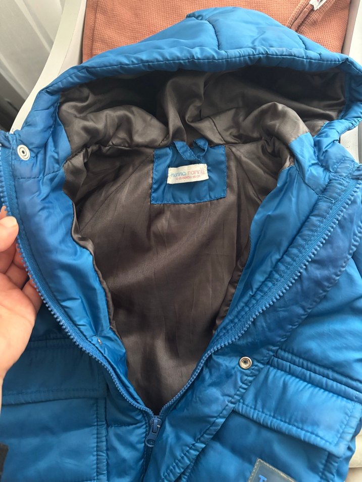 Düğmeli Kapüşonlu Erkek Çocuk Mavi Mont - Görsel 3