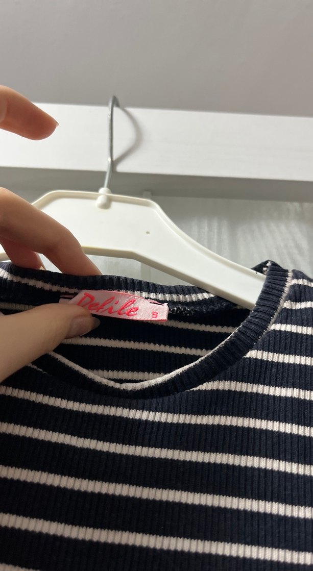 Kız Çocuk Siyah Çizgili Kolsuz Yüksek Yakalı Atlet - Görsel 2