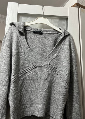 Gri V Yakalı Örgü Kadın Kazak - Görsel 3