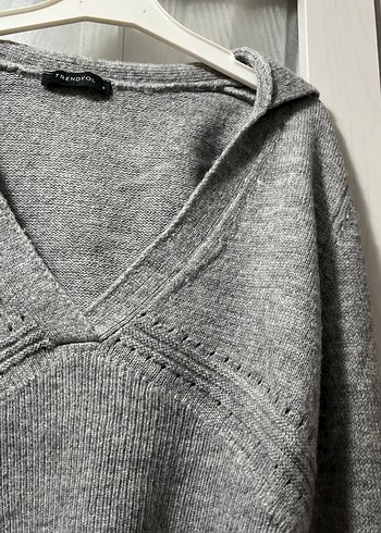 Gri V Yakalı Örgü Kadın Kazak - Görsel 4