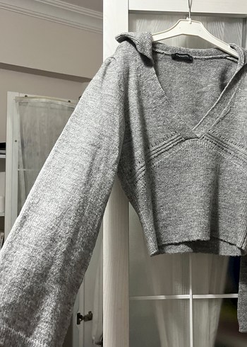 Gri V Yakalı Örgü Kadın Kazak - Görsel 2