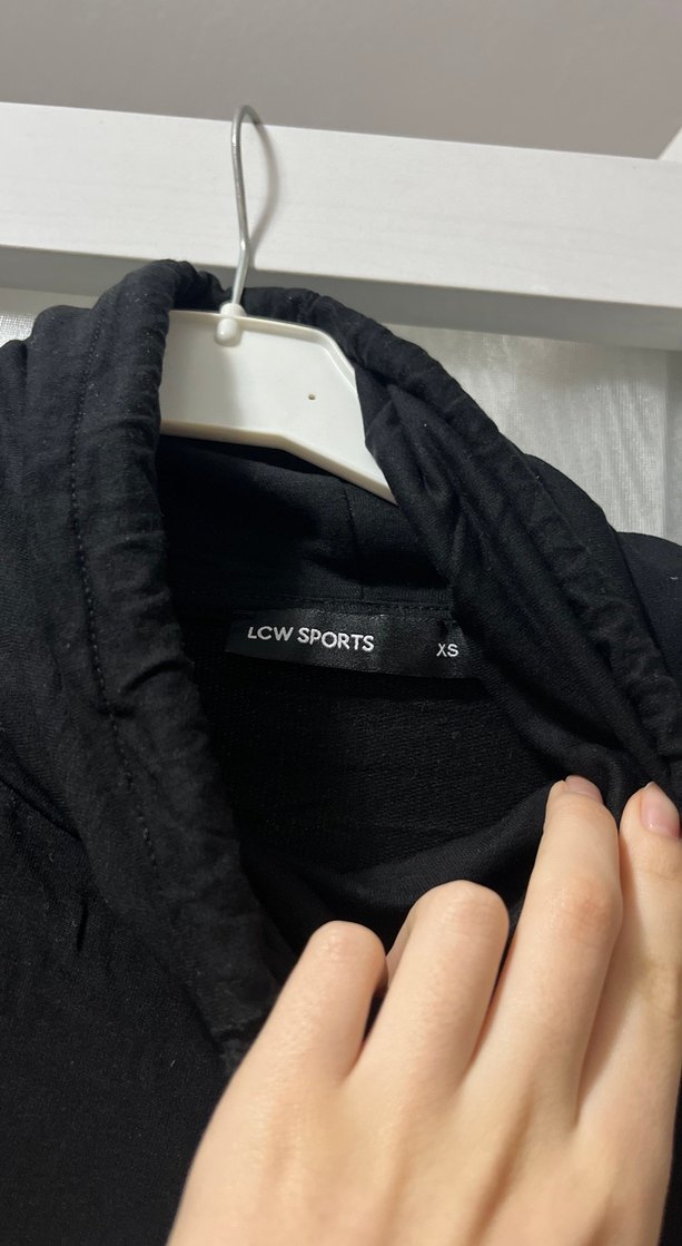 Kadın Siyah Yüksek Yakalı Sweatshirt - Görsel 4