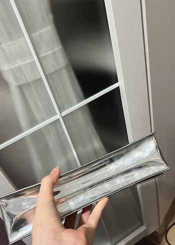 Parlak Gri Metal Kadın Portföy Çanta - Görsel 3