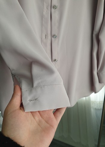 Düğmeli Gri Saten Kadın Gömlek - Görsel 4