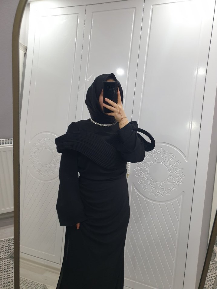 Siyah Drapeli Gotik Midi Elbise - Görsel 3