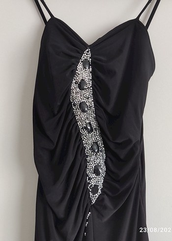 Siyah Nakışlı Uzun Straplez Gotik Elbise - Görsel 2