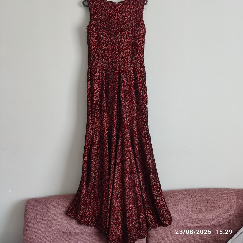 Bordo Yılan Desenli Uzun Abiye Elbise - Görsel 2