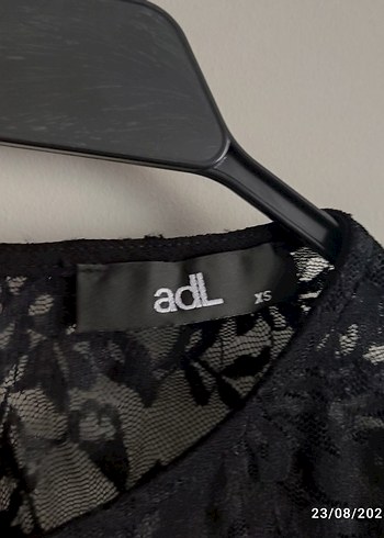 Kısa Kollu Siyah Midi Elbise - Görsel 5