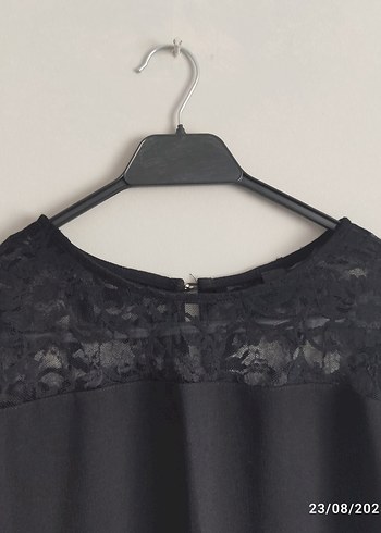 Kısa Kollu Siyah Midi Elbise - Görsel 4