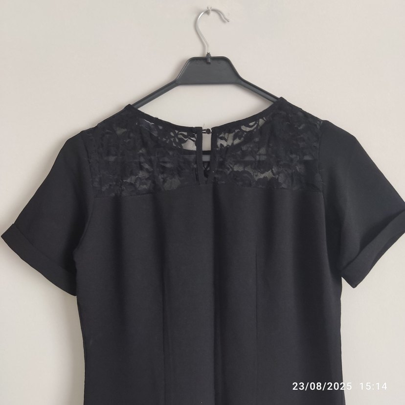 Kısa Kollu Siyah Midi Elbise - Görsel 2