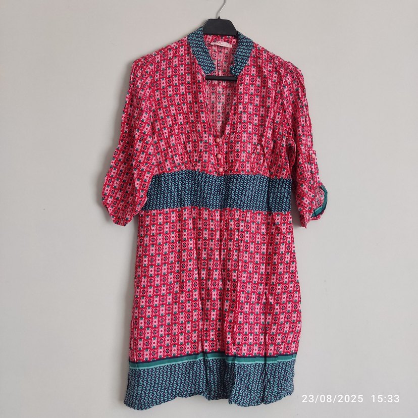 Bohem Tarz Düğmeli Pembe V Yaka Bluz - Görsel 2