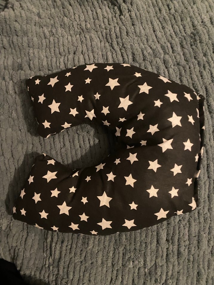 Gri Yıldız Desenli Emzirme ve Hamilelik Yastığı - Görsel 2