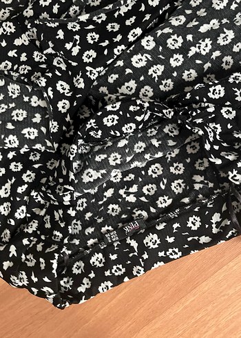 Siyah Çiçek Desenli Fırfırlı Mini şortlu Etek - Görsel 5