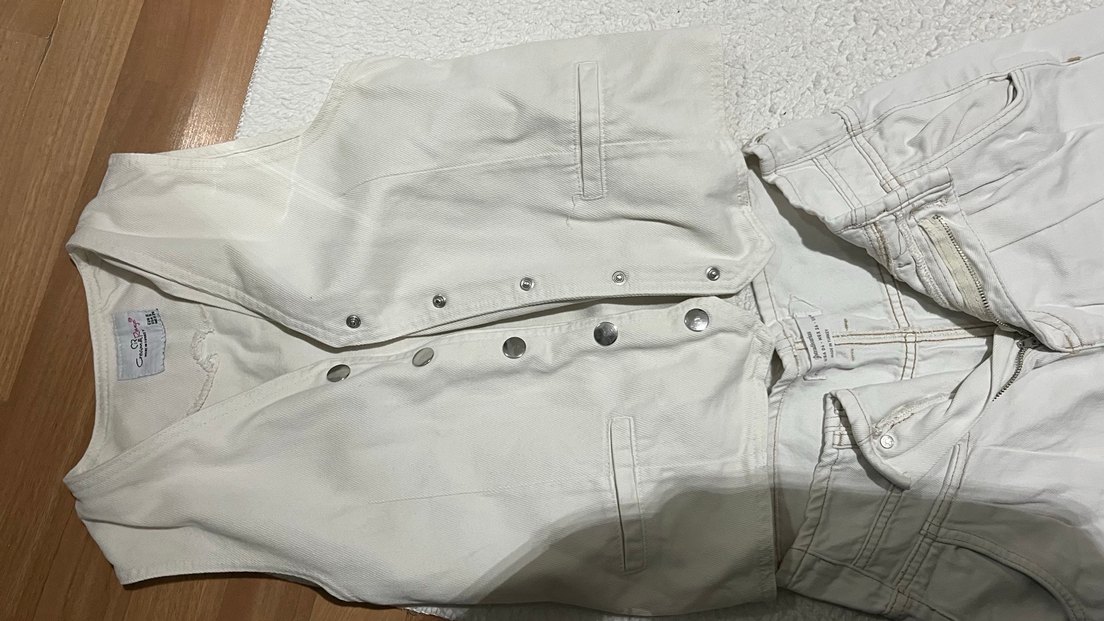 Düğmeli Keten ceket ve bej jean - Görsel 5