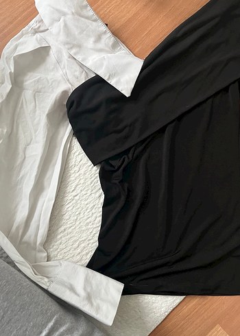 V Yaka Siyah Uzun Kollu bluz asimetrik - Görsel 4