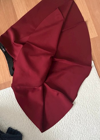 Bordo Pileli Etek - Görsel 3