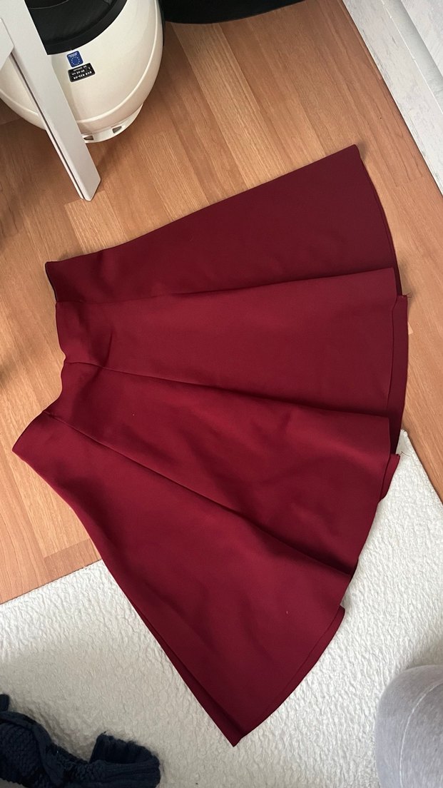 Bordo Pileli Etek - Görsel 2