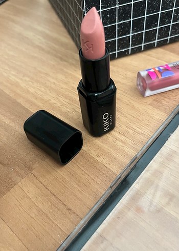 Kozmetik Makyaj Ürünleri Seti - Görsel 3