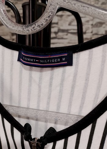 Yüksek Yakalı Fermuarlı Çizgili Midi Elbise - Görsel 2