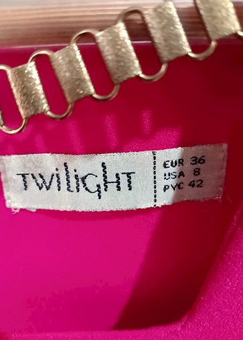 Zincir Detaylı Pembe Midi Elbise - Görsel 2