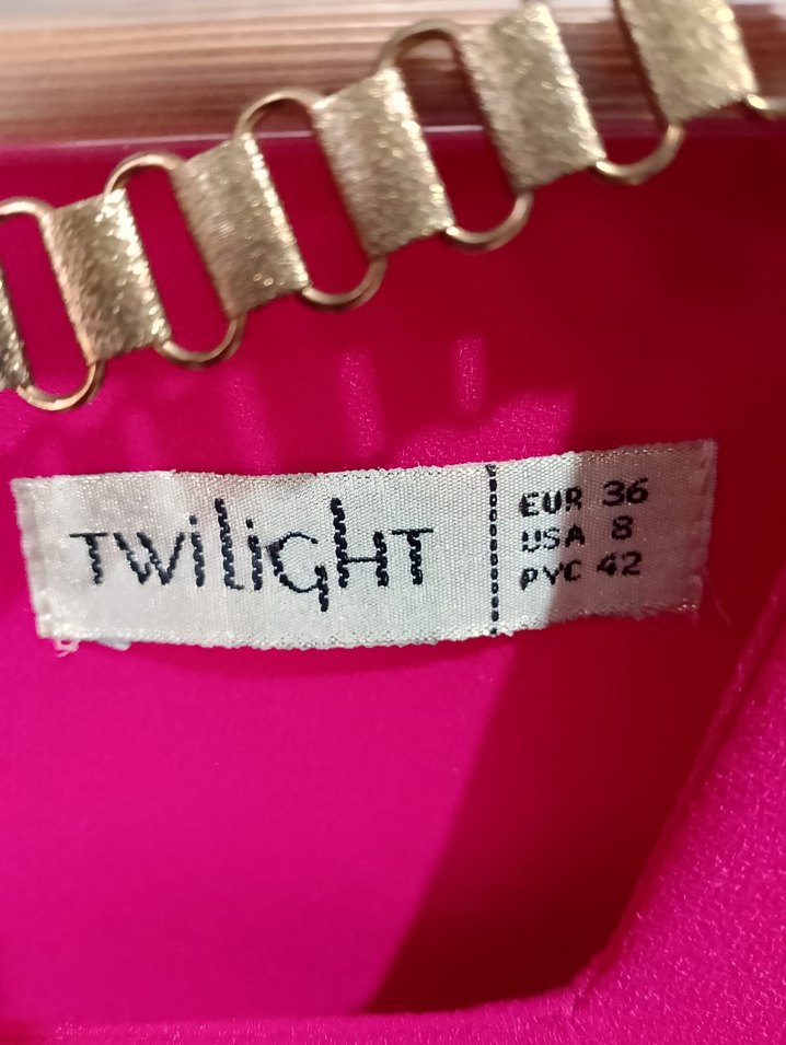 Zincir Detaylı Pembe Midi Elbise - Görsel 2